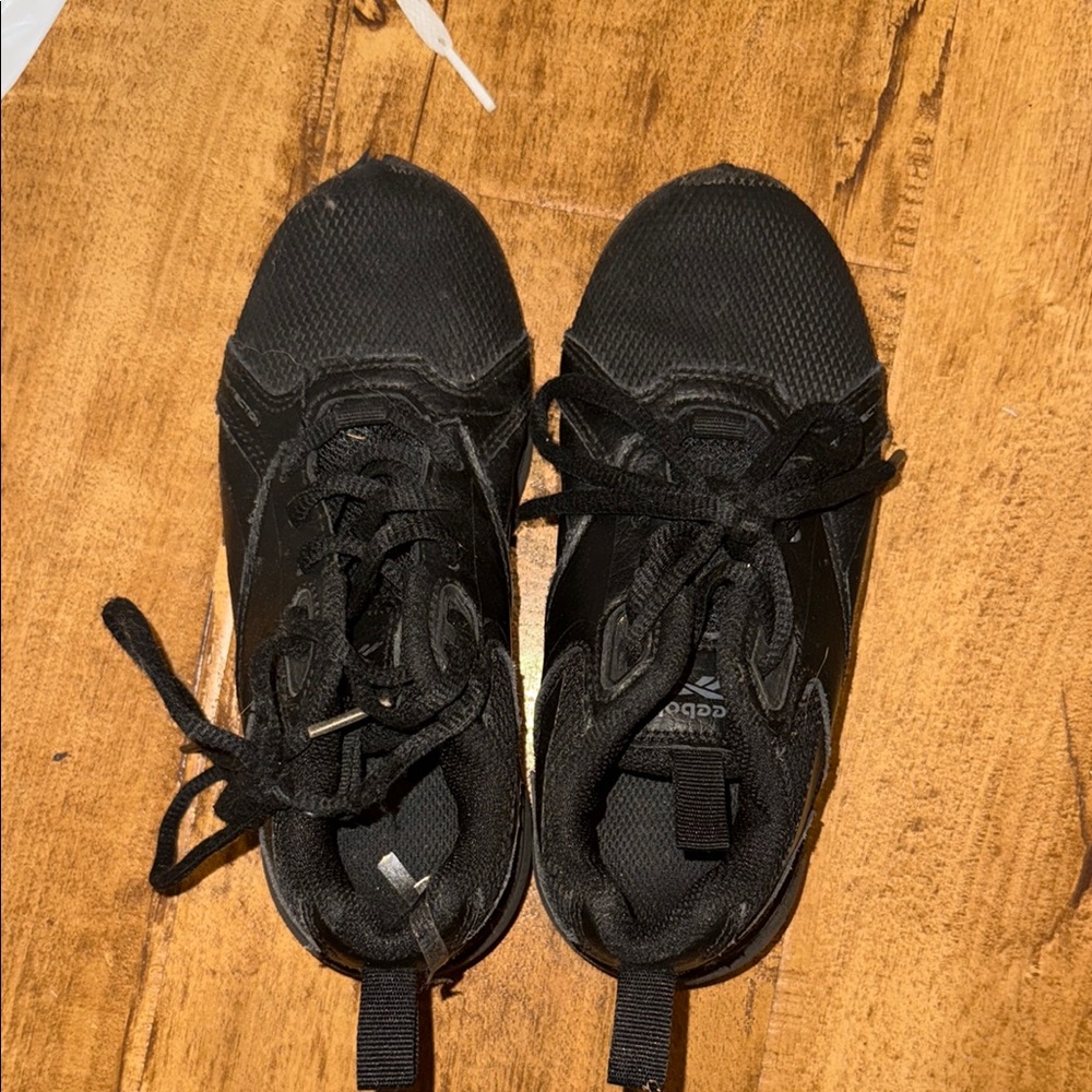 Kids rebook shoes